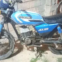 موتورسوزوکی۱۰۰