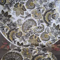بشقاب و پیش دستی قدیمی