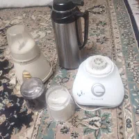 دو هم زن و یک فلاسک