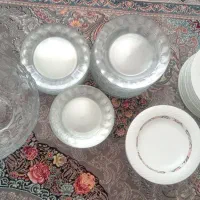 بشقاب چینی و بلور
