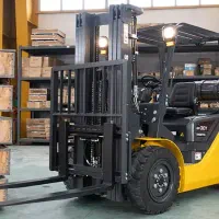 استخدام راننده لیفتراک