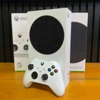 خریدار وفروش XBOX series حتی بدون کارتن