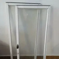 پنجره ی ۱۲۰*۱۲۰ همراه شیشه