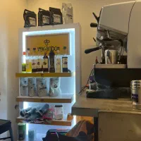 باریستا کار در کافه