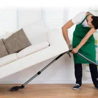 خدمتکار و نظافتچی
