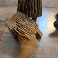 دو جفت بوت سایز 40