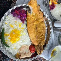 یک خانواده پاک وسالم جهت کار ‌نگهبانی در تالار
