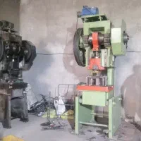 کارگر ساده، پرسکار و جوشکار ماهر co2