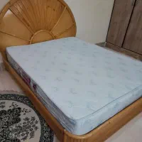 تخت خواب / فرگاز  / میز