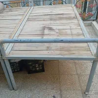 دو عدد تخت آهنی سنگین و محکم