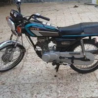 متورسیکلت پارکینگی