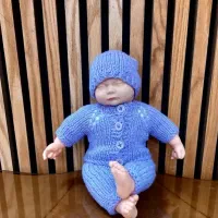 عروسک لباس بافت