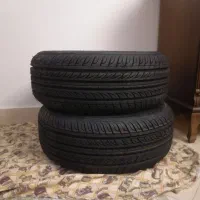 یک جفت لاستیک رازی بدون استفاده
