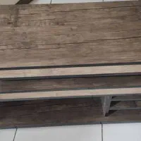 میز تلویزیون در حد نو