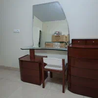 میز آرایش ۸ کشو با آینه
