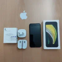 آیفون SE 2022 128 مشکی بسیار تمیز