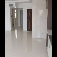 112متری-بلوار-حکیم-طبقه3-2خواب-نوساز-نیایش
