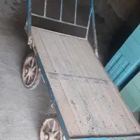 گاری چهار چرخ