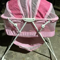 تخت پشه بند دار چرخدار متحرک