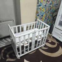 تخت گهواره ای کنار مادر نوزاد ، برند ترک