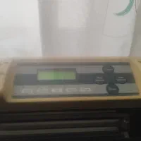 یک دستگاه کاتر پلاتر شبرنگ زن