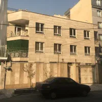 الهیه ماهرو/۳۵۰متربر۱۳جنوبی /۳طبقه بنا دارای۵واحد