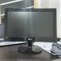 مانیتور ۱۹ اینچ