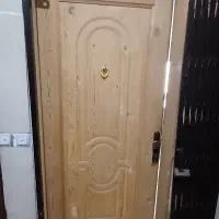 درب چوبی ورودی سالم ودرحد