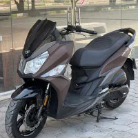 گلکسیj200