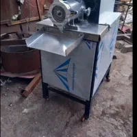 چرخ گوشت دست دوم و سالم برای فلافل نیازمندیم