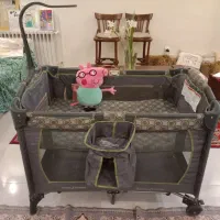 تخت پارک کودک،  تخت کنار مادر خارجی
