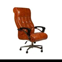 صندلی مدیریت در حد نو بدون خط و خش