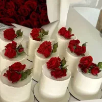 مینی کیک بله برون و خاستگاری، باکس هدیه گل و کیک