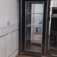 ویترین چوبی جنس محکم