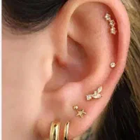 پرسینگ گوش انجام میشه
