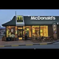 بهترین مغازه ۳۸متری با ۲۰متر بالکن براصلی گیشا