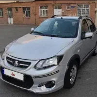 کوییک آر 402 پارس خودرو نقره ای