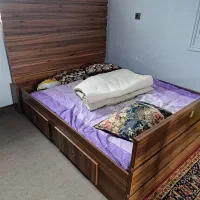 تخت خواب دو نفره