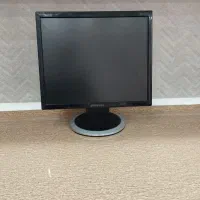 کامپیوتر خوب هست صفحه خش نخورده