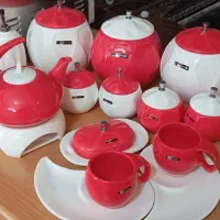 سرویس پا سماوری و صبحانه خوری