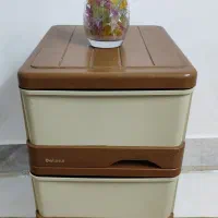 فایل کشویی سه طبقه و گلدان شیشه ای