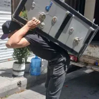 کارگر اسباب کشی حرفه‌ای کارگر باربری قیمت مناسب