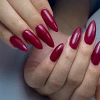 تخفیف خدمات ناخن خیابان دانشگاه