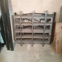 تختخواب فلزی