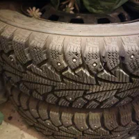 «یک جفت رینگ و لاستیک یخ‌شکن پراید ۱۳»