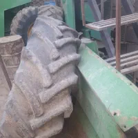 یک جفت لاستیک کمباین