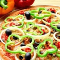 کمک آشپز و  پیتزا زن