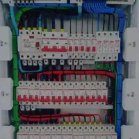 برقکار برق کار لوله کش لوله کشی آب و فاضلاب