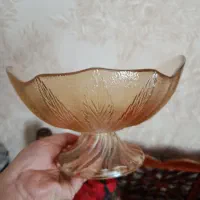 گلسرخی وظروف قدیمی