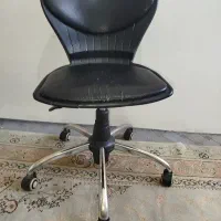 صندلی چرخدار